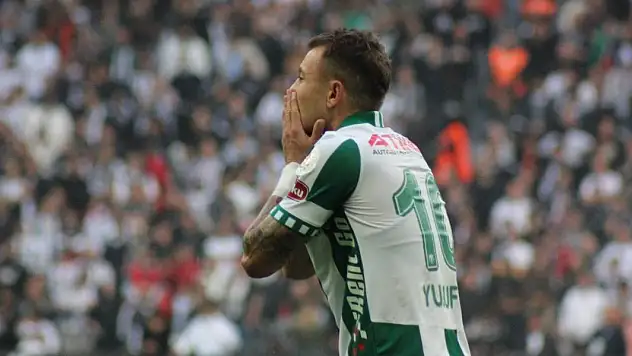Konyaspor İstanbul'da kayıp! Anadolu Kartalı İlk Yarıda Yıkıldı!