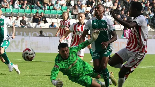 Konyaspor kalesini gole kapatamıyor!