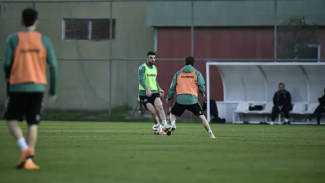 Konyaspor, kamptaki ikinci gününü tamamladı