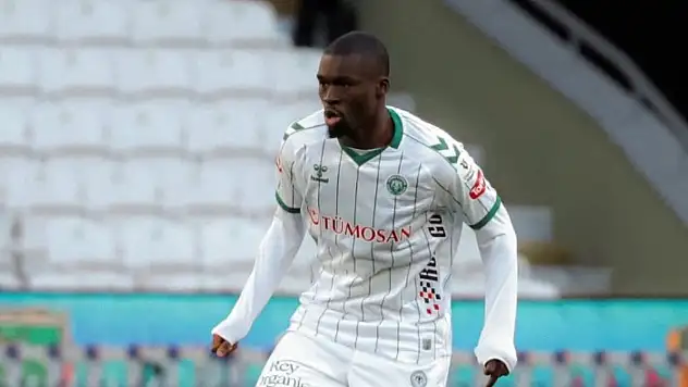 Konyaspor, kritik transfer için PSV ile görüşüyor!