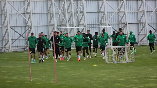 Konyaspor, sezonun son deplasman yolculuğuna çıkıyor