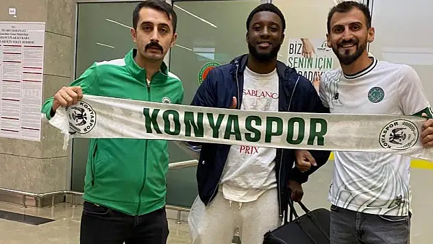 Konyaspor stoperine kavuştu! Hollandalı imza için Konya'da