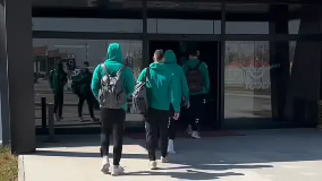 Konyaspor'un Kocaeli yolculuğu başladı! Küçükbakırcı'dan açıklama