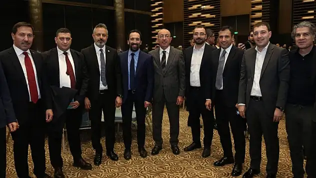 Konyaspor Yönetimi, Bakan Kurum'un Katıldığı Gala Programında Yerini Aldı