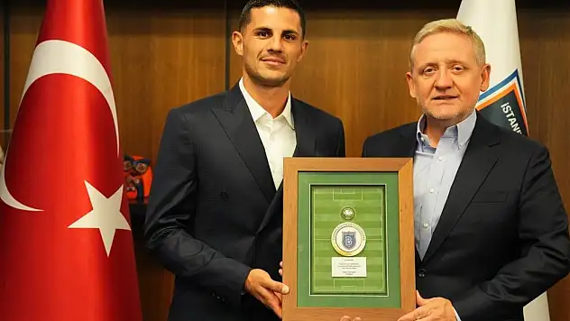 Konyaspor'da Aleksic eski takımı tarafından onurlandırıldı