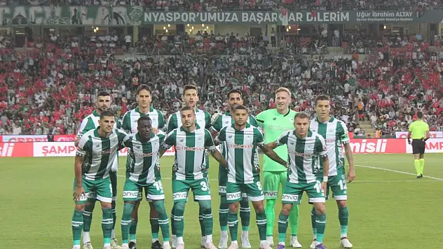 Konyaspor'da Ali Çamdalı'dan farklı kadro tercihi