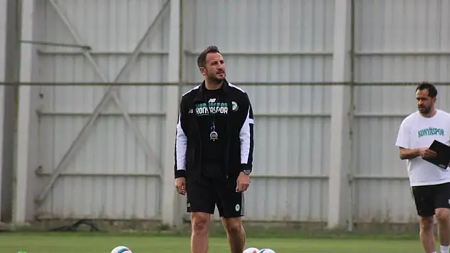 Konyaspor'da Ali Çamdalı'dan takımdan ayrılacak oyuncular hakkında açıklama