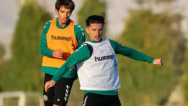Konyaspor'da Antalyaspor hazırlıkları sürüyor! Eksikler takıma katıldı