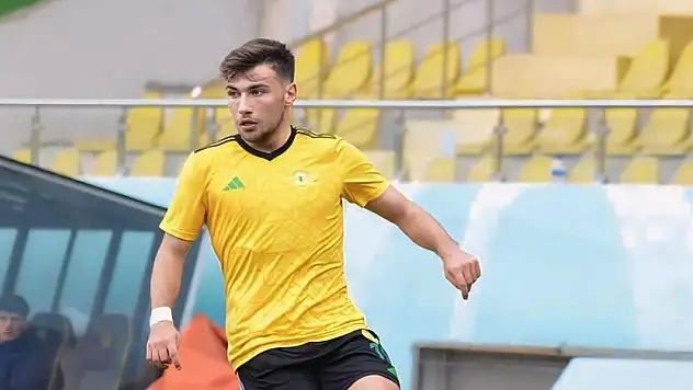 Konyaspor'da ayrılık! Genç oyuncu 1.lig ekibi ile anlaştı