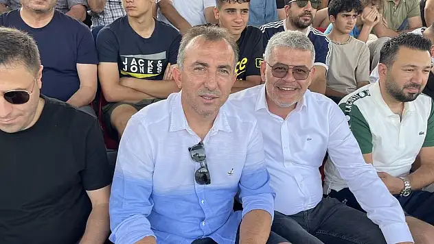 Konyaspor'da Başkan Atiker ve Teknik Direktör Uçar'dan gençlere destek