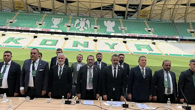 Konyaspor'da Başkan Ömer Korkmaz Genel Kurul'da açıklamalarda bulundu