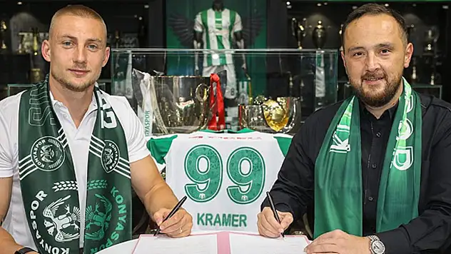Konyaspor'da beklenen ayrılık gerçekleşiyor! Yönetimden resmi açıklama geldi