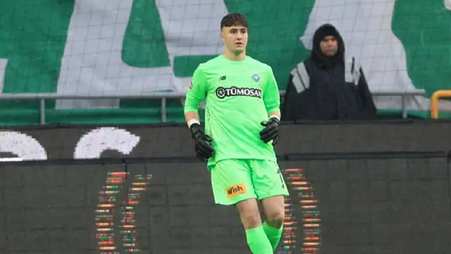 Konyaspor'da Deniz Ertaş ligde 83 gün sonra yeniden 11'de