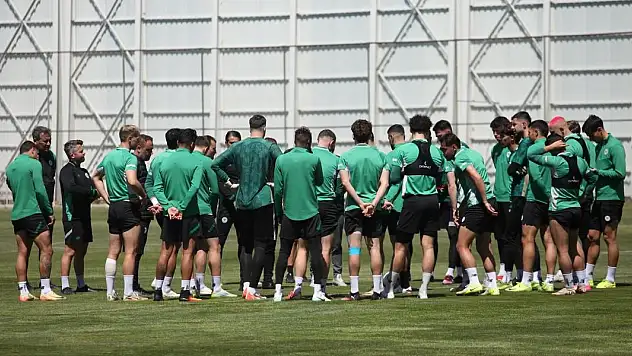 Konyaspor'da Galatasaray maçı öncesi açıklamalar olacak