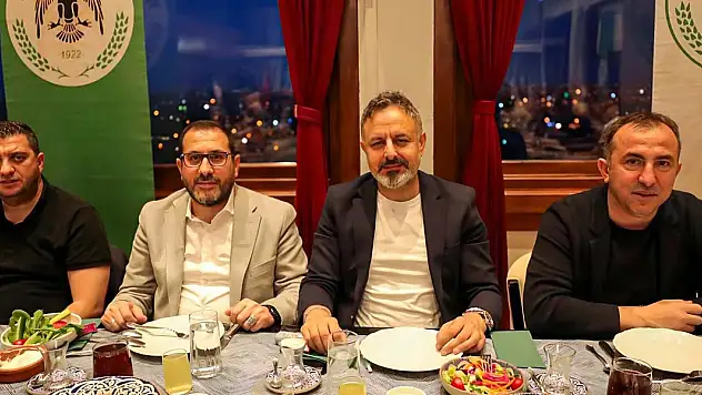 Konyaspor'da gözler ligde, akıllar kupada! 3 maça hem kupa hem Avrupa!