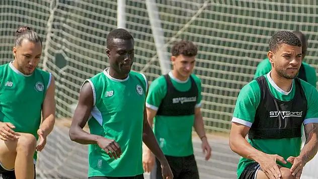 Konyaspor'da iki hedef: Sağ bek ve forvet