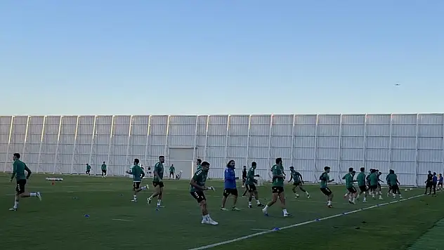 Konyaspor'da izin bitiyor! Galatasaray mesaisi yeniden başlıyor