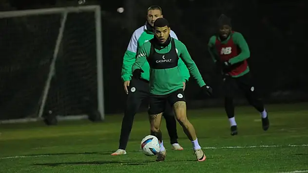 Konyaspor'da izin bitti, Alanyaspor mesaisi başladı