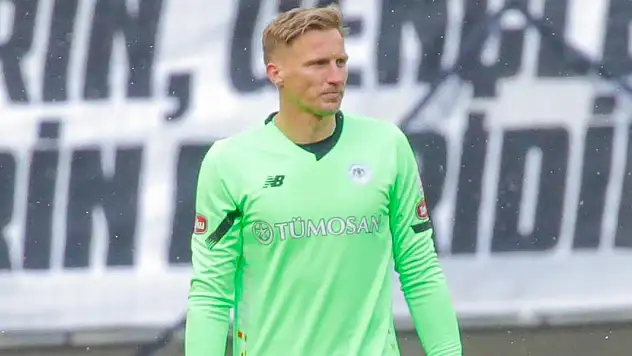 Konyaspor'da performansı tartışılan Slowik'ten açıklama