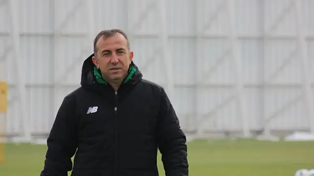 Konyaspor'da Recep Uçar Adana Demirspor maçında kadroyu değiştirecek mi ?  İşte o açıklamalar