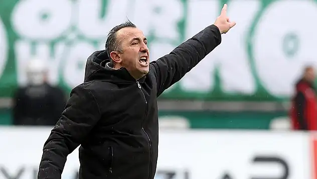 Konyaspor'da Recep Uçar eleştirilere cevap verdi! 'Bazı gerçekleri göz ardı etmeyelim'