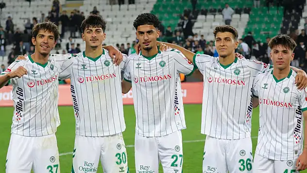 Konyaspor'da Recep Uçar genç oyuncular hakkında konuştu!