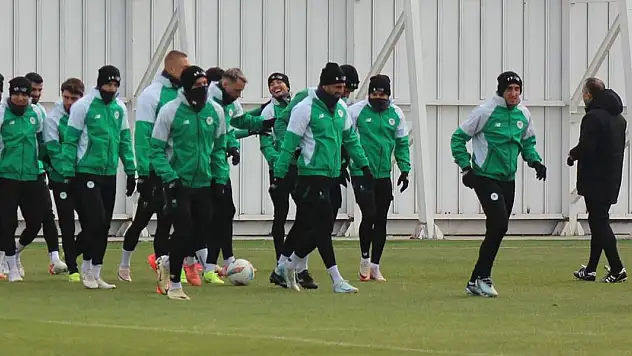 Konyaspor'da Recep Uçar'dan önemli açıklama! 'Bütçe ve bireysel kalitede ilk 10'da değiliz '
