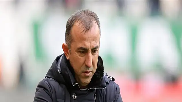 Konyaspor'da Recep Uçar'dan sert eleştiri! Kadıköy'de, Dolmabahçe'de, RAMS Park'ta çalabilir misin!