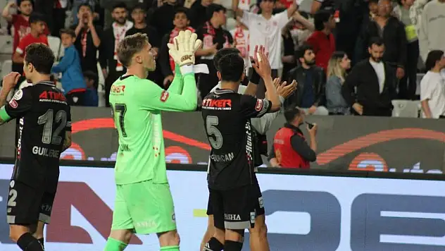 Konyaspor'da Recep Uçar'dan Slowik açıklaması! Neden tercih ettiğini anlattı