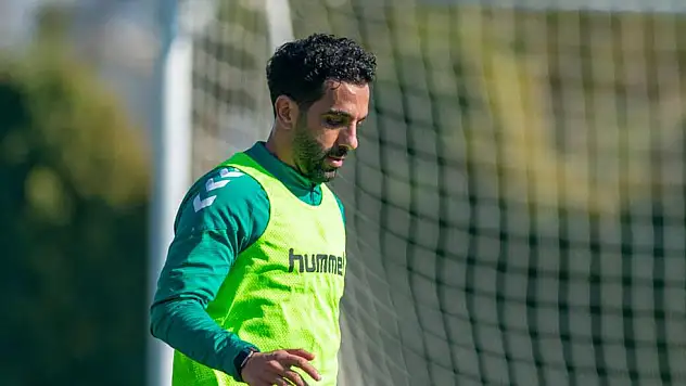 Konyaspor'da stoper pozisyonu için önemli gelişme