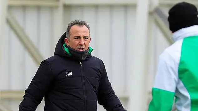 Konyaspor'da Uçar'dan açıklama! Sivas'ta galibiyetin yolu 'savunmaktan' geçiyor