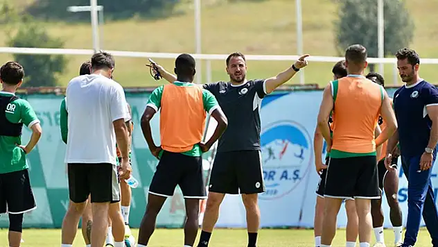 Konyaspor'da yeni sezon hazırlıkları sürüyor! Cikalleshi kampa katıldı