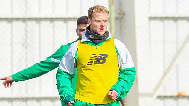Konyaspor'da yeni transfer sahaya indi