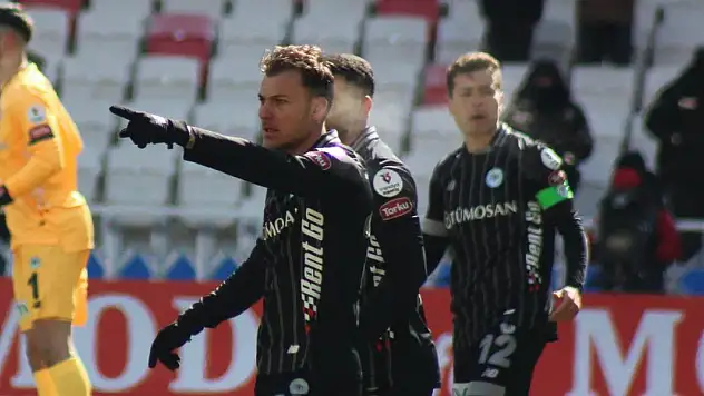 Konyaspor'da Yusuf Erdoğan'dan açıklama! Trabzonspor maçı için konuştu