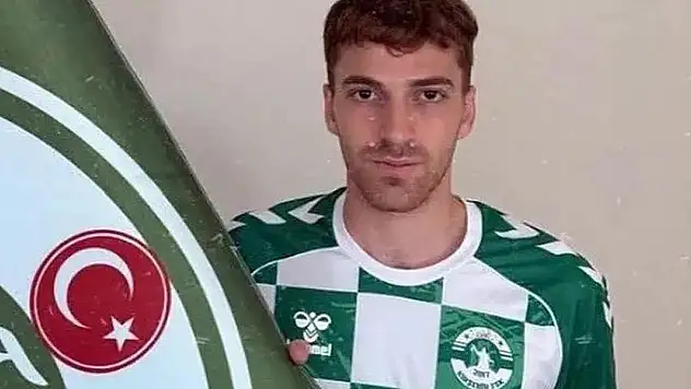 Konyaspor'dan ayrılan oyuncu 3.Lig'e transfer oldu