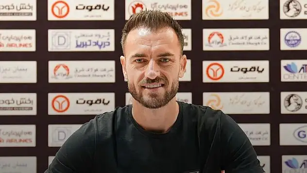 Konyaspor'dan ayrılan Sokol Cikalleshi'den duygusal veda