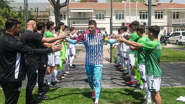 Konyaspor'dan Trabzonspor'a büyük centilmenlik örneği