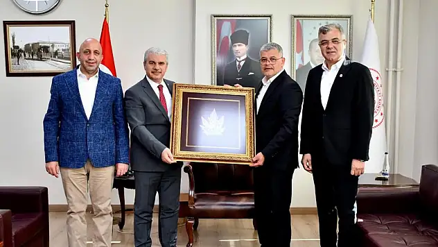 Konyaspor'dan Vali Akın'a ziyaret