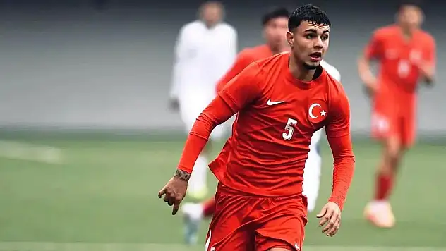 Konyasporlu genç futbolcular milli maçta forma giydi