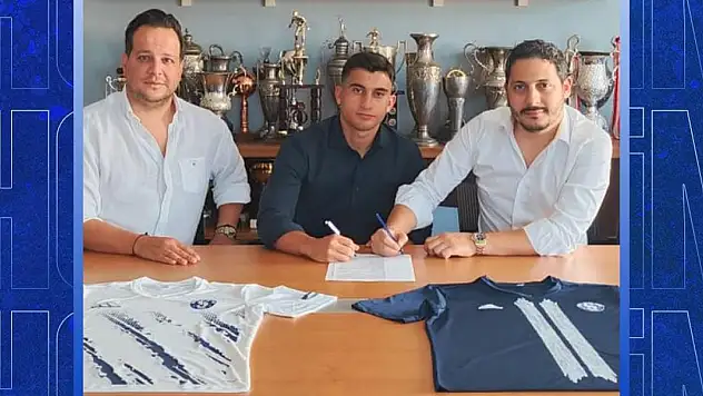Konyasporlu genç oyuncu 1.Lig'e transfer oldu