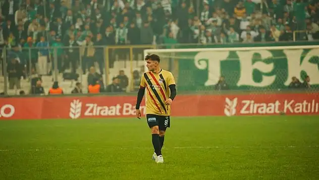 Konyasporlu genç sol bek 3.Lig'e kiralandı