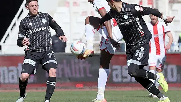 Konyasporlu Melih'ten açıklama' Sonuçtan mutsuzuz'