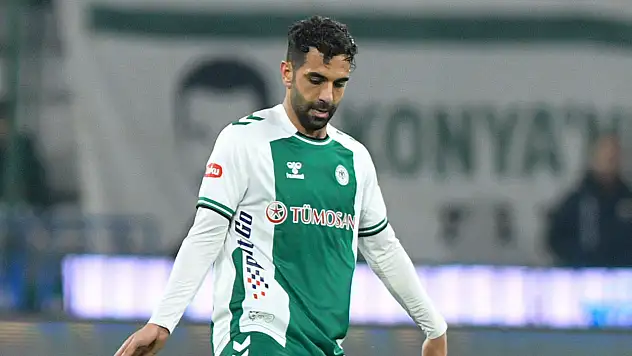 Konyasporlu taraftar ve futbolcunun davası tatlıya bağlandı