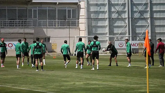 Konyaspor'un Antalyaspor yolculuğu başlıyor