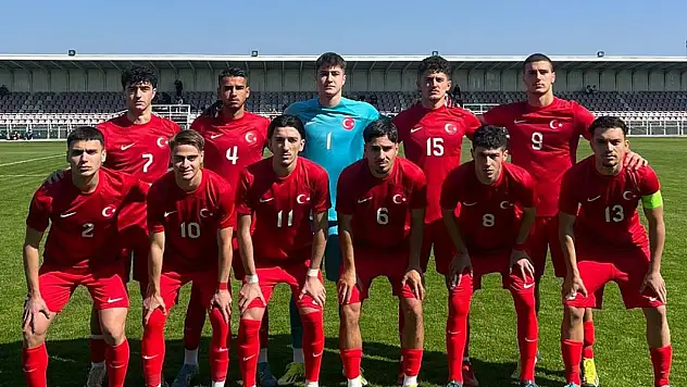Konyaspor'un genç kalecisine milli davet