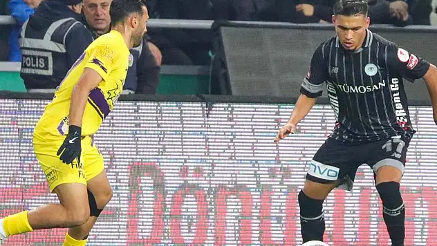 Konyaspor'un genç sağ bekine 1.Lig'den üç talip!