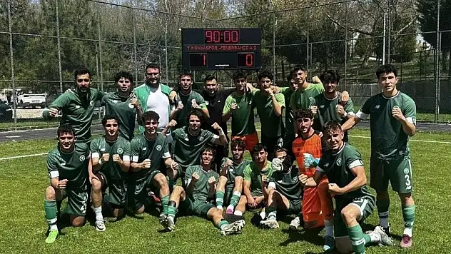 Konyaspor'un gençleri lider Fenerbahçe'yi devirdi