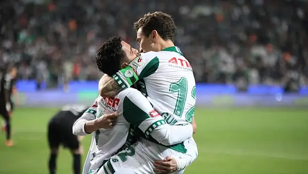 Konyaspor'un rakibi Başakşehir! Kartal, İstanbul'da Baykuş Avında!