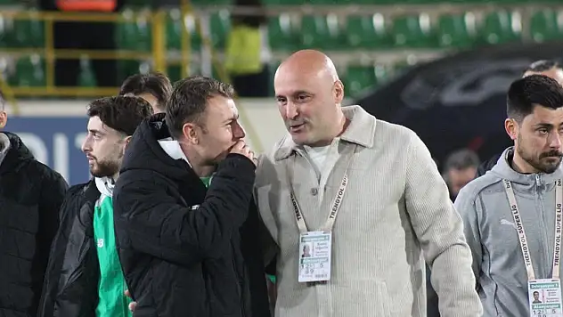 Konyaspor'un rakibi Teknik Direktörü ile yollarını ayırdı