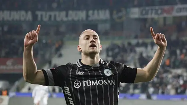 Konyaspor'un Sloven golcüsü sokak köpekleri için projede yer almaya hazır